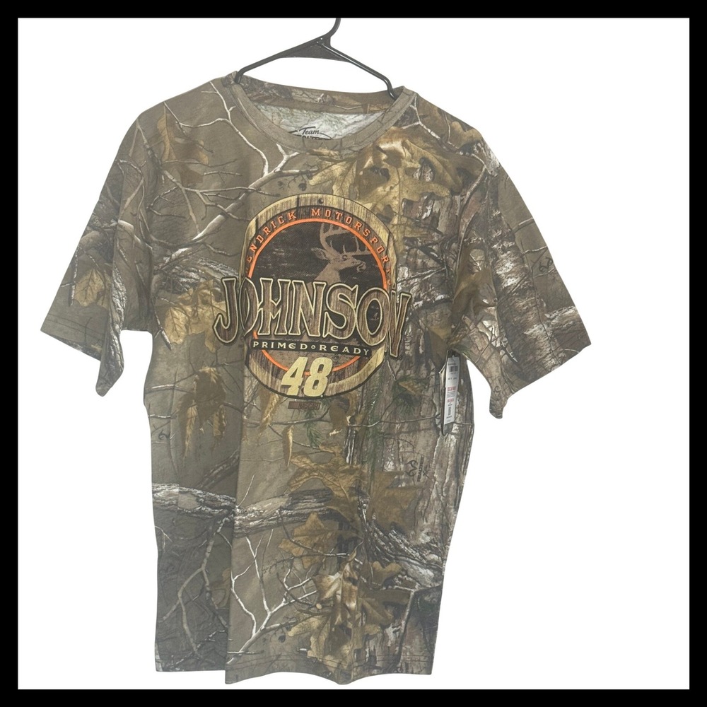 NWT NASCAR Jimmie Johnson 48 Hendrick Motorsports Realtree Camo T-Shirt Mens Lg